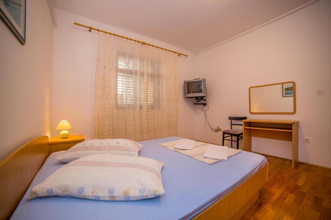 Apartments Emil Lokva Rogoznica Eksteriør billede