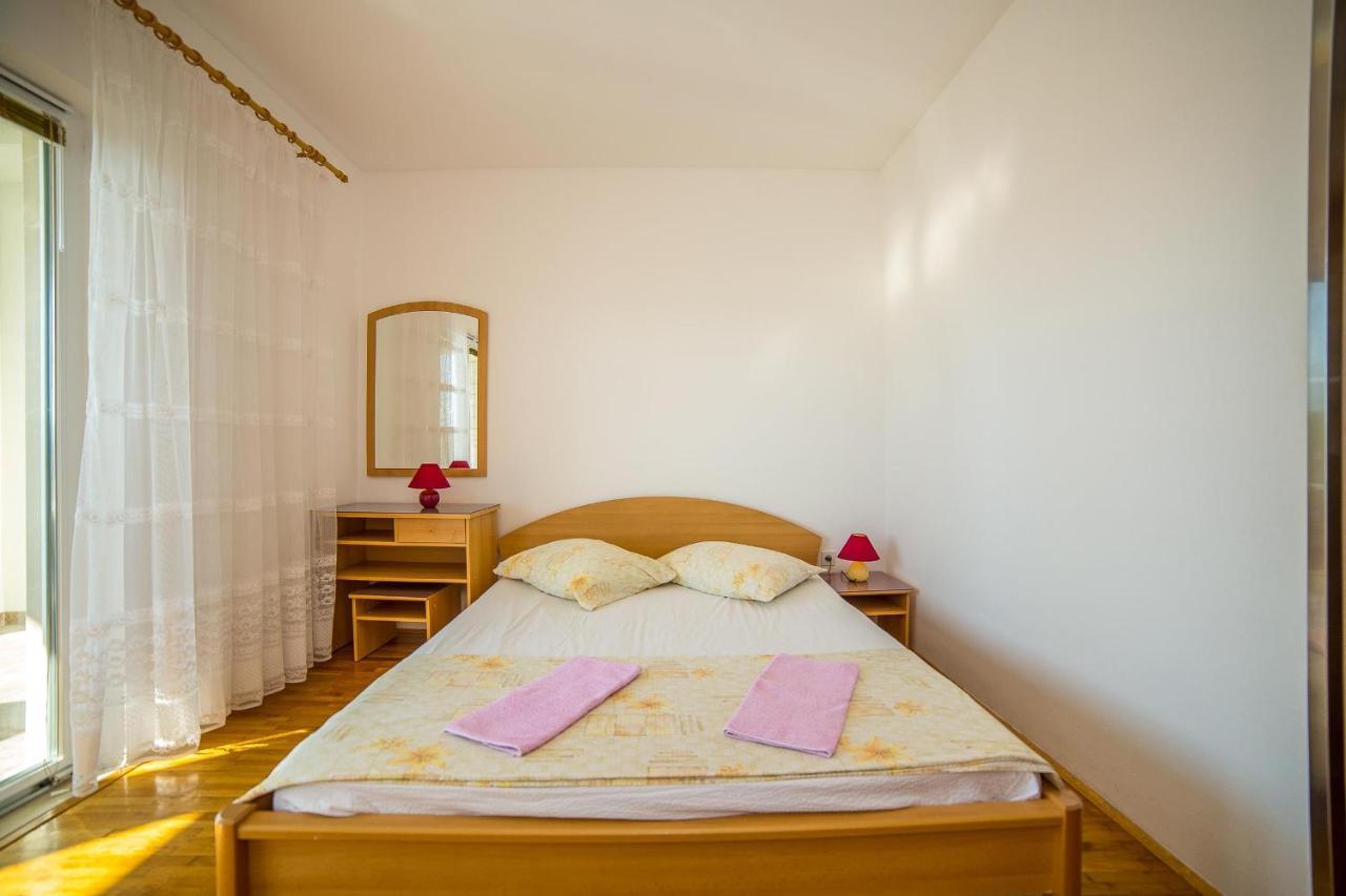 Apartments Emil Lokva Rogoznica Eksteriør billede